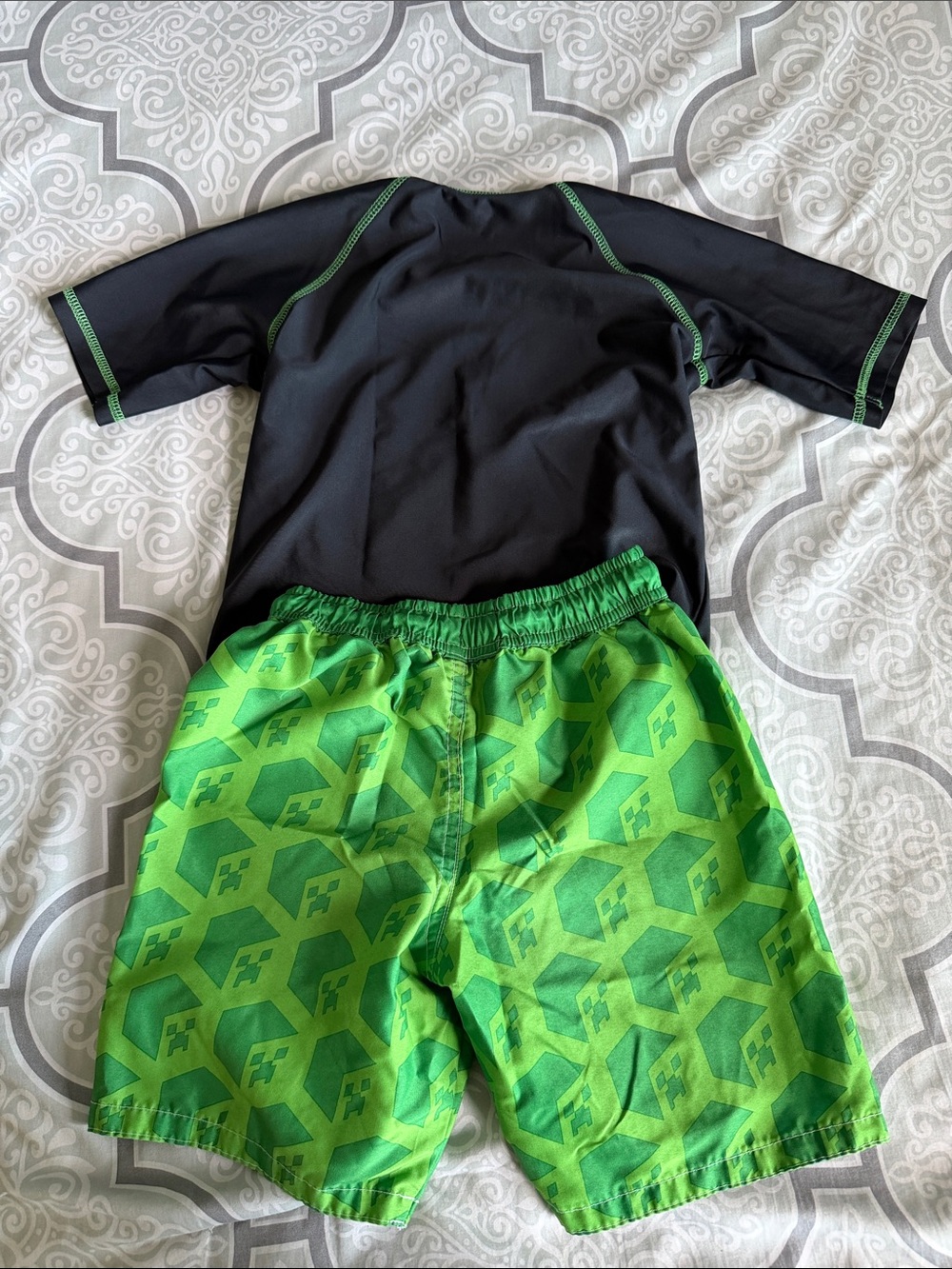 💚 Minecraft Rash Guard Swim Set 💚 - Picture 6 of 6